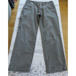Duluth Trading Co Men's Ballroom Fit Trim Pants  32/30   Olive Green GUC